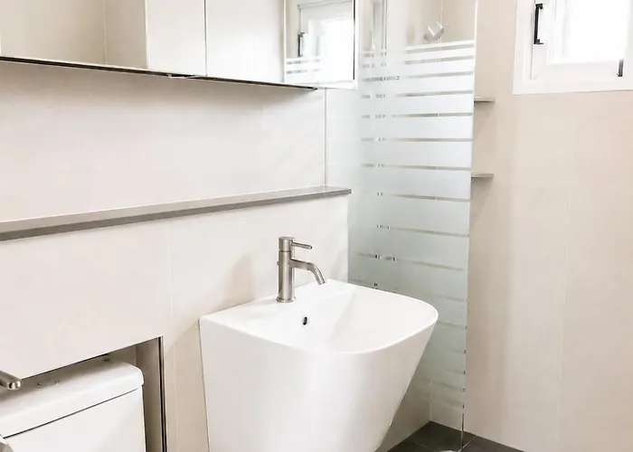 Family 2br Near Hongdae & Sinchonㅣhana Seoel